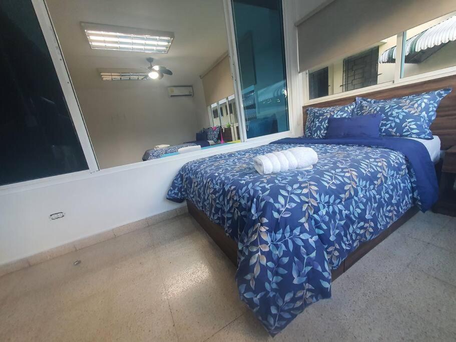 R-8 Amplio En Zona Turistica. Apartment *